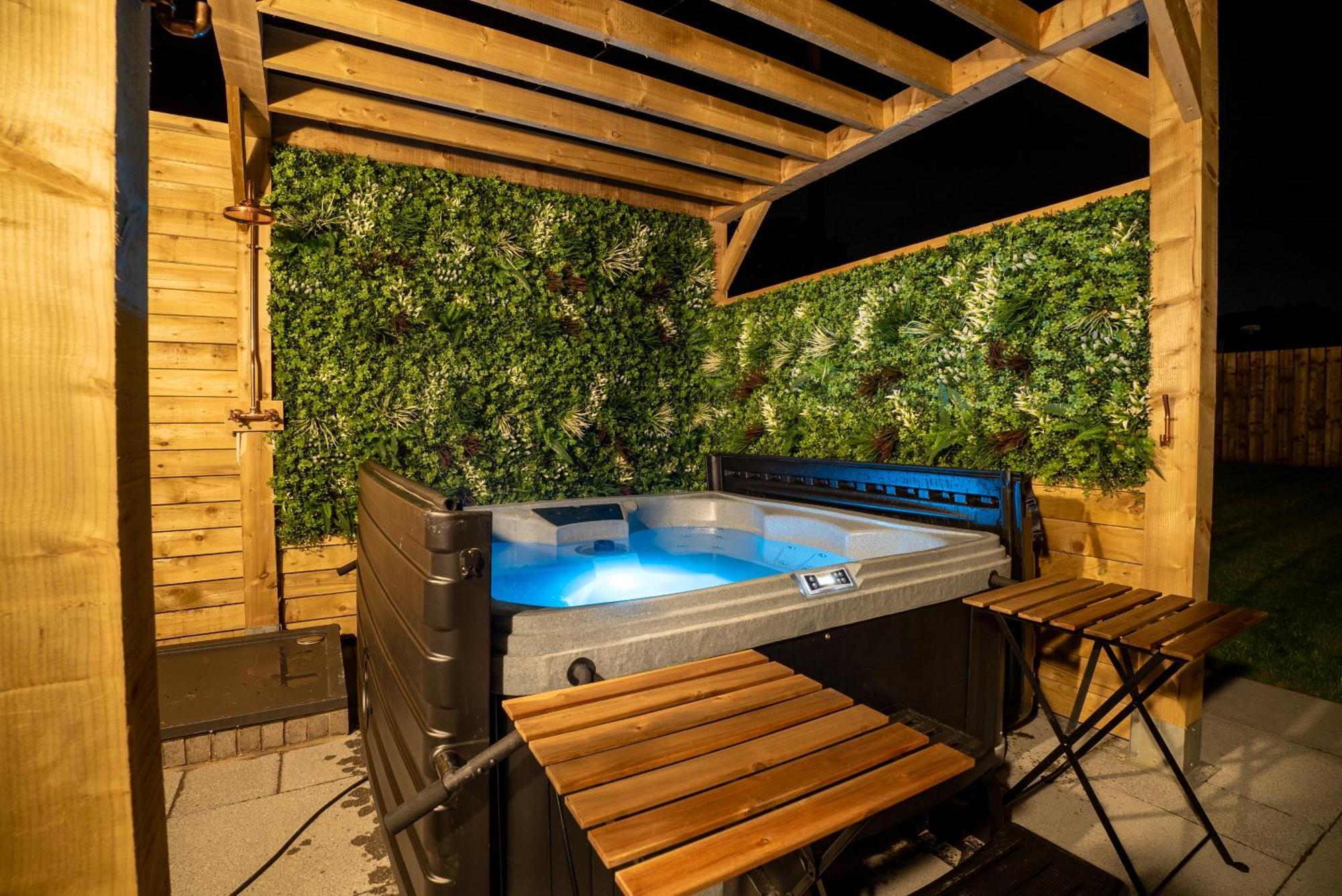 Cottage With Hot Tub Near Knockhill Saline Экстерьер фото